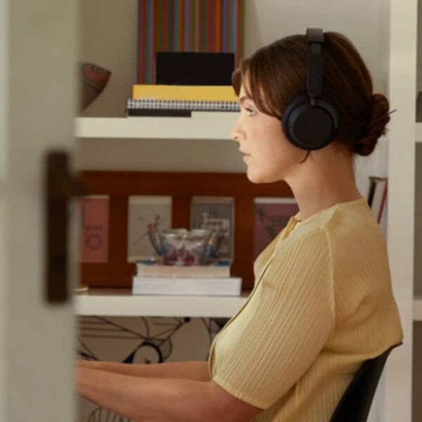 Tai nghe Microsoft Surface Headphones 2 kết nối không dây