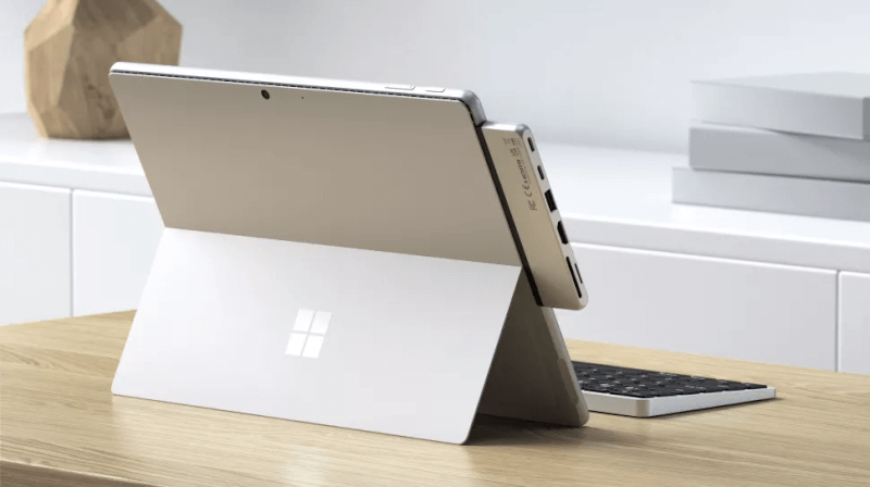 hub dành cho Surface Pro 9